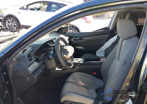 2018 Honda Civic Lx z USA, uszkodzony, nr VIN 2HGFC2F56JH578070
